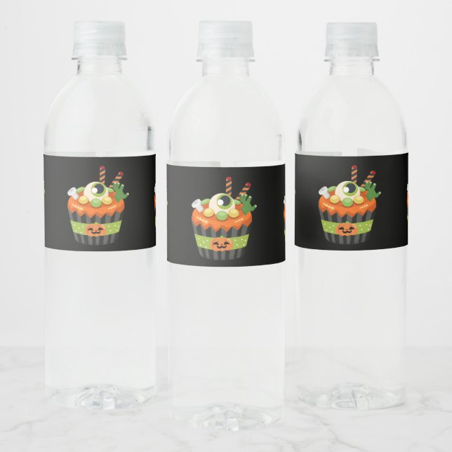 Niedlicher und grauenhafter Halloween Cupcake mit  (Flaschen)