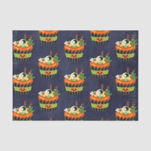 Niedlicher und grauenhafter Halloween Cupcake mit Seidenpapier