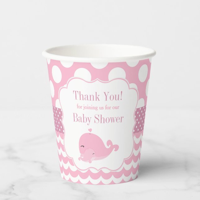 Niedlicher Wal mit Baby Pink Girl Babydusche Pappbecher (Vorderseite)