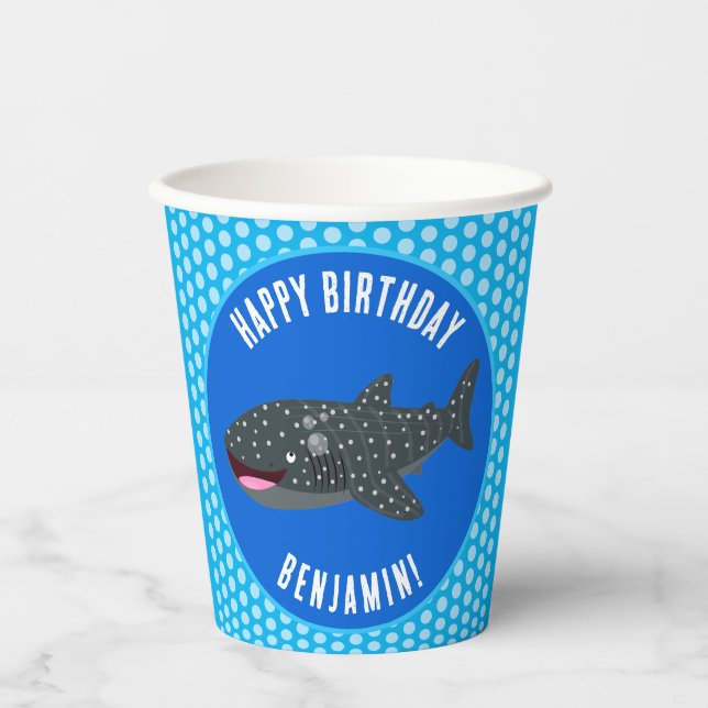 Niedlicher Walhai personalisierter Geburtstag Cart Pappbecher (Vorderseite)