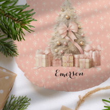 Niedlicher weich rosa Weihnachtsbaum mit individue