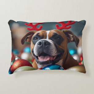 Niedlicher Weihnachtsboxerhund in Reindeer Antlers Dekokissen