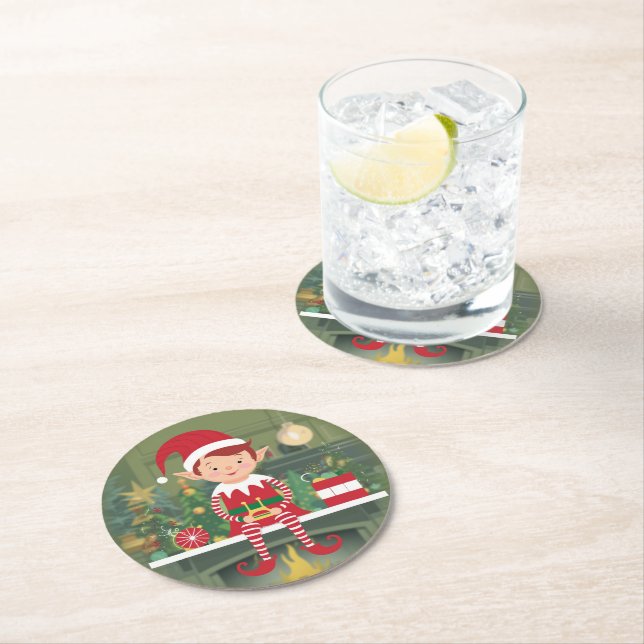 Niedlicher Weihnachtself auf dem Untersetzer für S (Vor Ort)