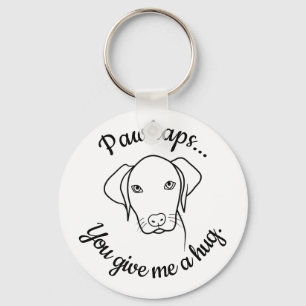 Niedlicher Weimaraner Hund im Bedarf an einer Schlüsselanhänger