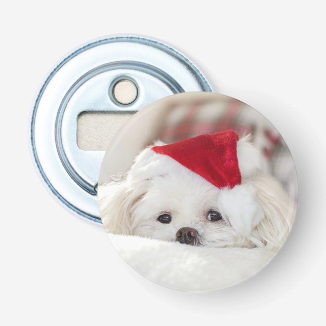 Niedlicher Weißhund in einem Red Christmas Hat Flaschenöffner (Vorderseite)