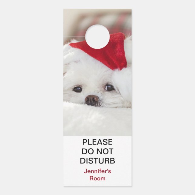 Niedlicher Weißhund in einem Red Christmas Hat Türanhänger (Vorderseite)