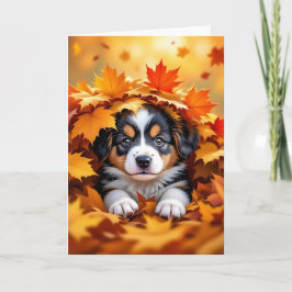 Niedlicher Welpenhund in Herbstlauben Karte