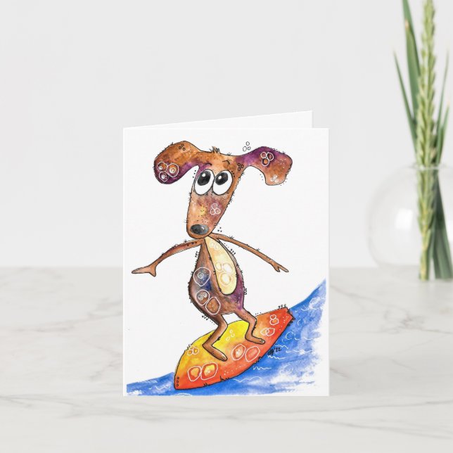 Niedlicher Whimsikaler Hund auf der Surfboard Karte (Vorderseite)