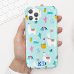 Niedliches Aqua Blue Llama Muster Case-Mate iPhone Hülle<br><div class="desc">Dieses unterhaltsame Handy-Gehäuse zeichnet sich durch ein niedliches Lamamuster mit einem weichen aqua-blauen Hintergrund und einem einfachen ersten Monogramm aus. Es ist ein großartiges Geschenk für Teens und Tweens.</div>