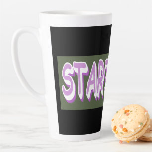 Niedliches Ausdrucksdesign "Mehr hören". Jetzt kau Milchtasse
