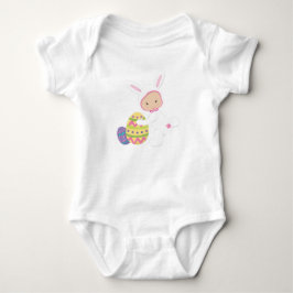 NIEDLICHES BABY MÄDCHEN, DAS ALS OSTERBUNNY AUSGES BABY STRAMPLER