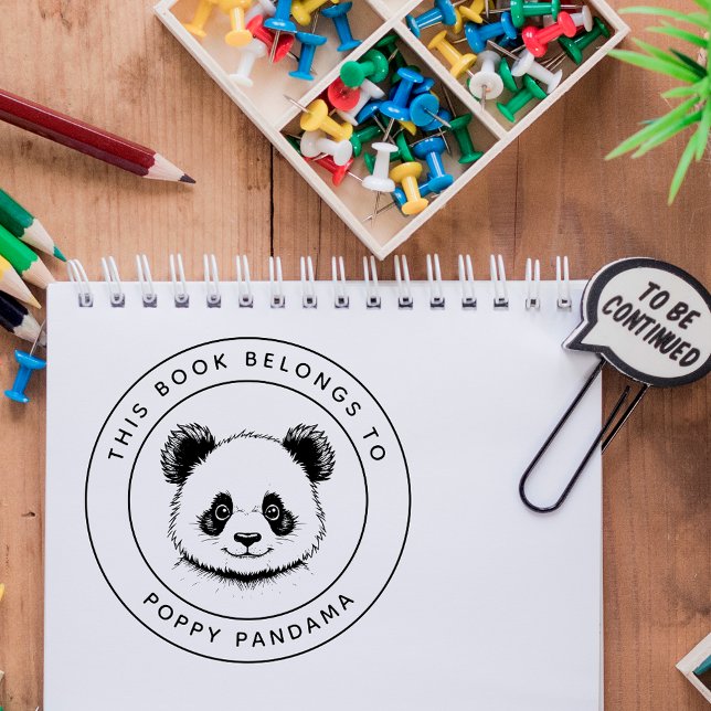 Niedliches Baby Panda Dieses Buch gehört zum Namen Gummistempel (Von Creator hochgeladen)