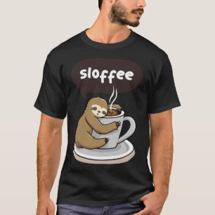 Niedliches Baby-Sloth Zeichne in Kaffee T-Shirt