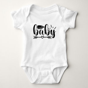 Niedliches Baby Typografisches Herz-Arrow-Flaschen Baby Strampler