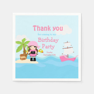 Niedliches Brünettes Piratenmädchen in Pink Geburt Serviette