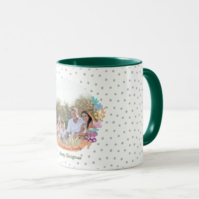 Niedliches Cat Floral Wreath Weiße Weihnachtsfeier Tasse (VorderseiteRechts)