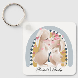 Niedliches Couple Bunny Rainbow hat ihm ihr Gesche Schlüsselanhänger