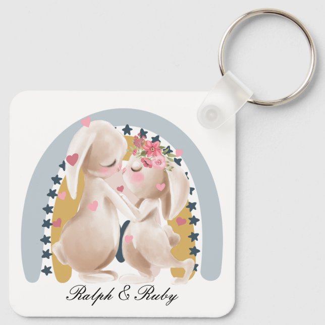 Niedliches Couple Bunny Rainbow hat ihm ihr Gesche Schlüsselanhänger (Rückseite)
