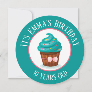 Niedliches Cupcake mit Aquamarinem Icing Kindergeb Einladung