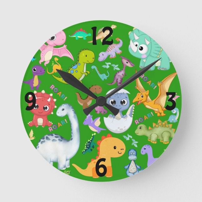 Niedliches Dinosaurier-Muster auf Grün | Runde Wanduhr (Vorderseite)