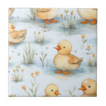 Niedliches Duckling-Muster Fliese<br><div class="desc">Niedliche kleine Entenlinge in einem Teich... weiche und kuschelige Enten. Fügen Sie Ihren eigenen Text hinzu,  machen Sie ihn zu Ihrem!</div>