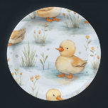Niedliches Duckling-Muster Pappteller<br><div class="desc">Niedliche kleine Entenlinge in einem Teich... weiche und kuschelige Enten. Fügen Sie Ihren eigenen Text hinzu,  machen Sie ihn zu Ihrem!</div>