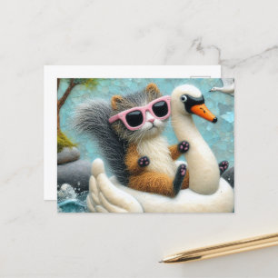 Niedliches Eichhörnchen Hybrid auf einer Swan Floa Postkarte