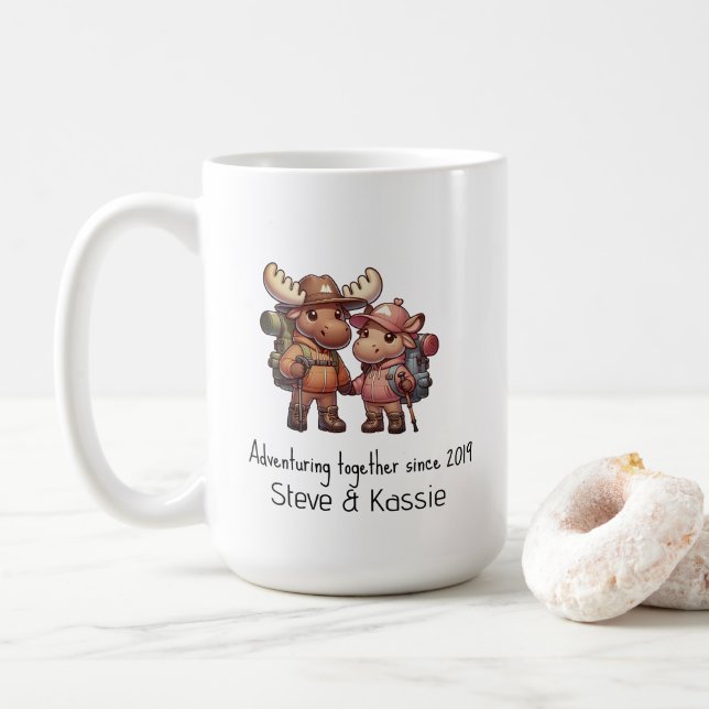 Niedliches Elchenkuppenteuer Wandern Kaffeetasse (Mit Donut)