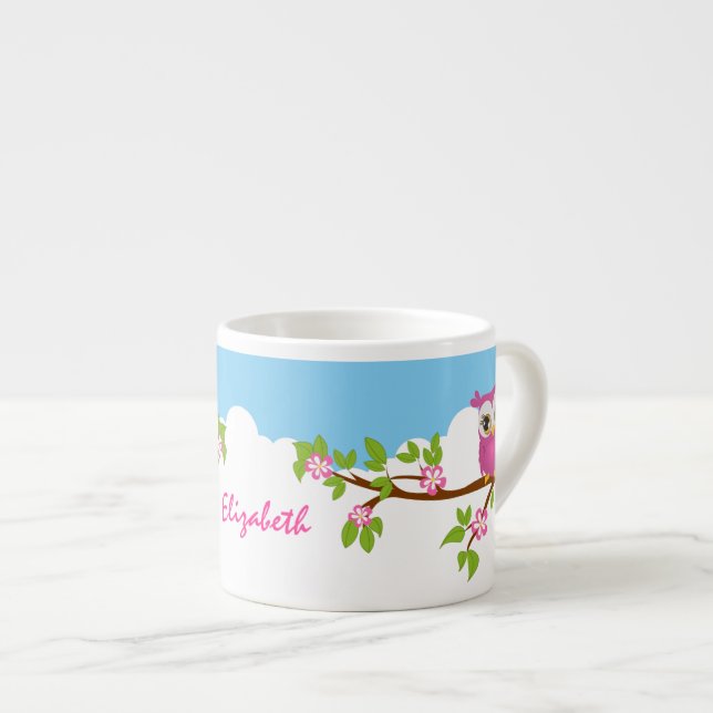 Niedliches Eulen-Mädchen auf einer Espressotasse (Vorderseite Rechts)