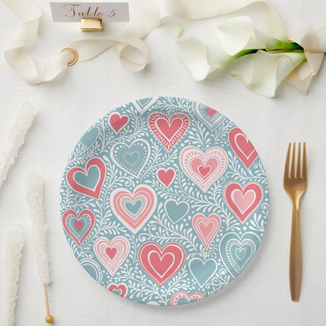 Niedliches Folkloreherz Dusty Blue Blush Pink Girl Pappteller (Hochzeit)