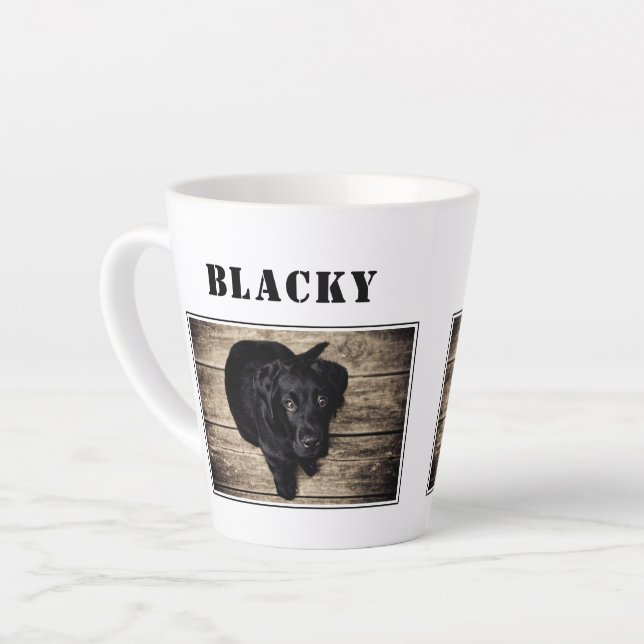 Niedliches Foto des Hundes und Name Milchtasse (Linke Ecke)