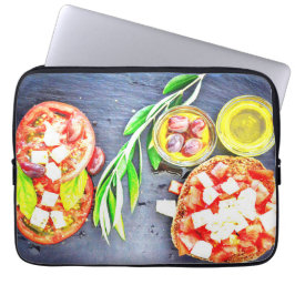niedliches Foto "Griechische und mediterrane Ernäh Laptopschutzhülle