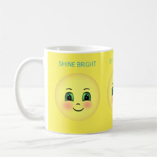 Niedliches, gelbes, blütenglattes Gesicht Kaffeetasse