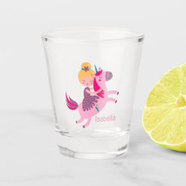 Niedliches Gelbhaariges Girl Reiten auf einem Einh Schnapsglas