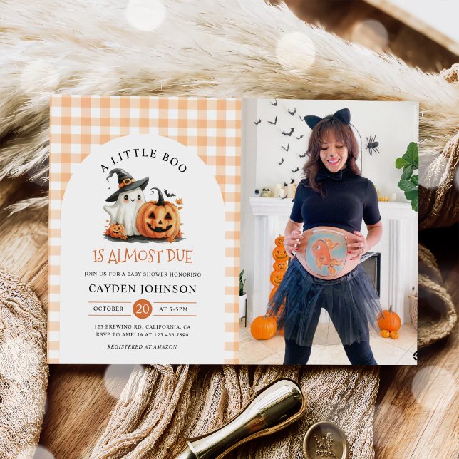 Niedliches Gingham Halloween Ghost Baby ShowFoto Einladung (Von Creator hochgeladen)