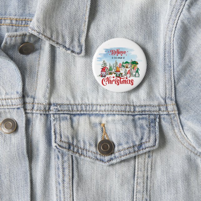 Niedliches Gnome feiert Weihnachtsfeiertag Button (Beispiel)