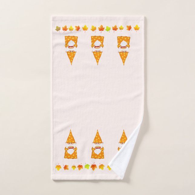 Niedliches Gnome und Herbstleaves auf Beige Handtuch (Handtuch)
