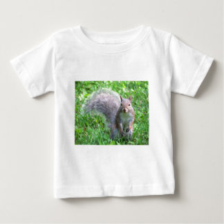 Niedliches graues Eichhörnchen Baby T-shirt