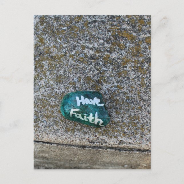 Niedliches grünes Herz Rock on Bench haben den Gla Postkarte (Vorderseite)