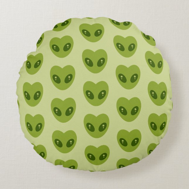 Niedliches Grünes Herz-Shaped Alien Kopfmuster Rundes Kissen (Vorderseite)