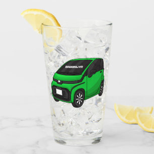 Niedliches grünes Kleinwagen Glas