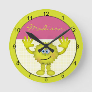 Niedliches grünes Monster Runde Wanduhr