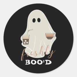 Niedliches Halloween-Ghost | Freshly Boo'd Black Runder Aufkleber