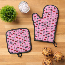 Niedliches Halloween-Print in Rosa Ofenhandschuh & Topflappen-Set