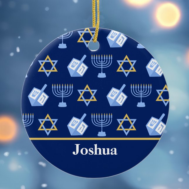 Niedliches Hanukkah Muster Blue Monogram Holiday Keramik Ornament (Von Creator hochgeladen)