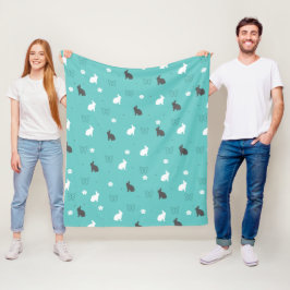 niedliches Häschen-Blumen- und Fleecedecke