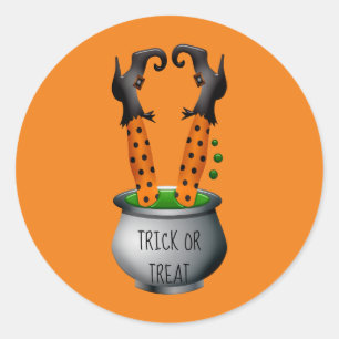 Niedliches Hexenschwarz und orange Runder Aufkleber