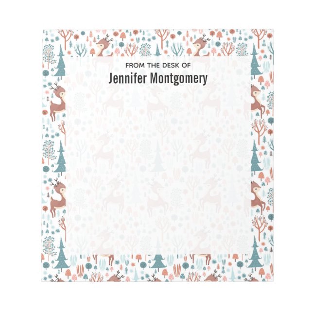 Niedliches Hirsch im Whimsikwaldmuster Notizblock (Vorderseite)