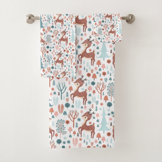 Niedliches Hirsch in Whimsical Forest Pattern Weih Badhandtuch Set (Insitu)