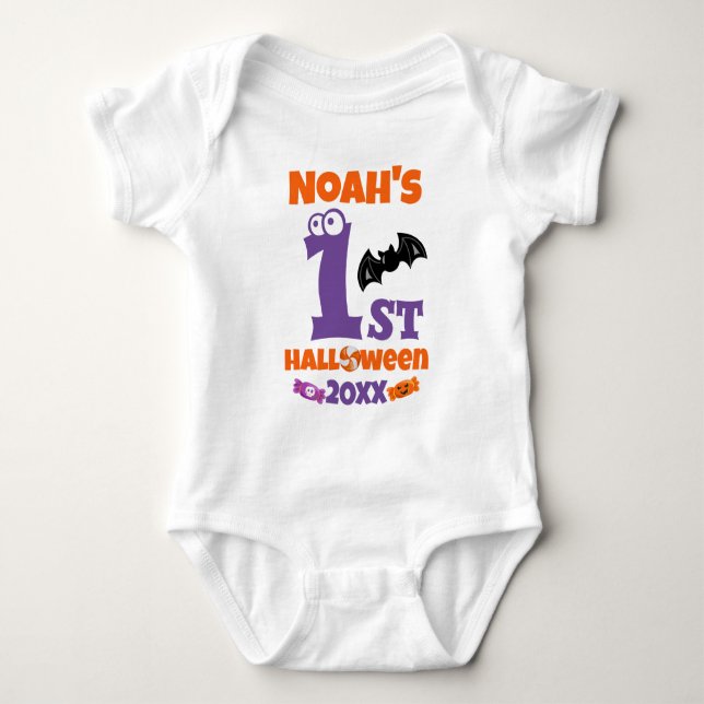 Niedliches, individuelles erstes Halloween Baby Ki Baby Strampler (Vorderseite)